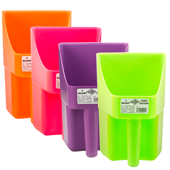 Plastic Feed Scoop 3qt